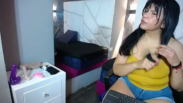 jennifer 0717 online show from March 1, 2026, 12:32 am