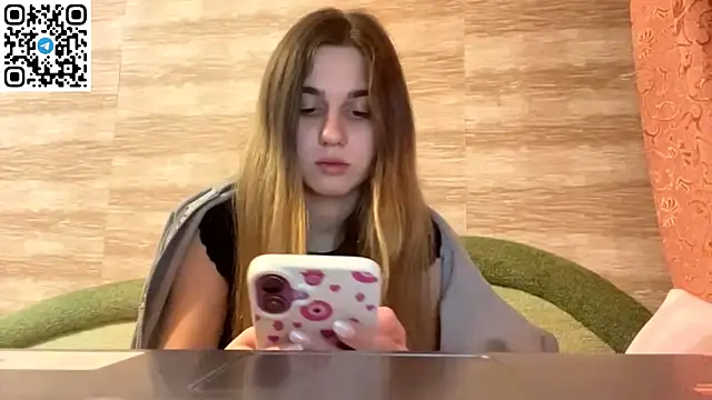 LovelySilk 63 online show from March 5, 2026, 9:11 pm