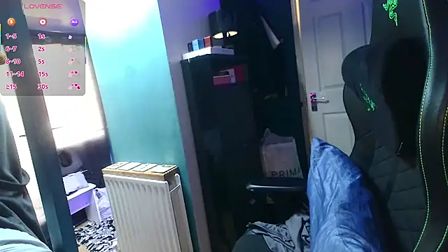 JadeAlexis403 online show from March 3, 2026, 9:49 am