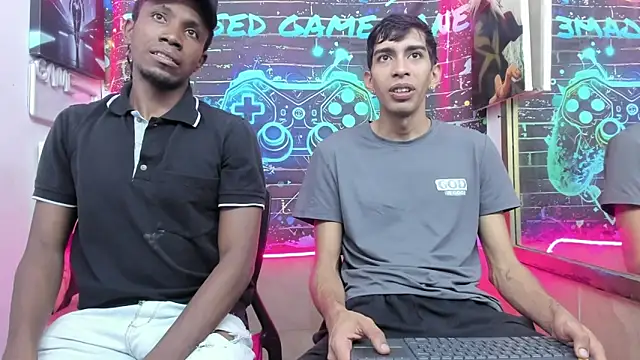 Jeanpieroo26 online show from April 11, 2026, 8:45 pm