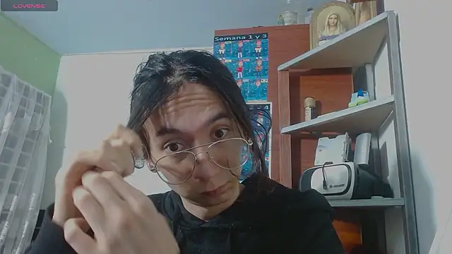 najimi uwu  online show from February 11, 2026, 3:34 pm