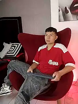 Snapshot of Liam_Sean chatting on February 27, 2026, 12:27 pm Liam Sean online show from February 27, 2026, 12:27 pm