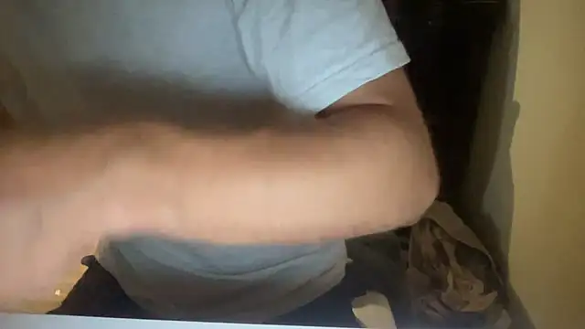 raoulbtnbois online show from May 23, 2026, 5:56 pm