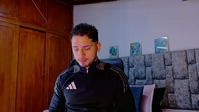 Snapshot of NICK_MOSS_ chatting on March 3, 2026, 10:55 am NICK MOSS online show from March 3, 2026, 10:55 am