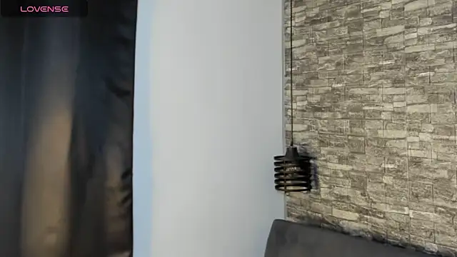 Snapshot of ASHLEY_COLLINS1 chatting on February 19, 2026, 11:29 am ASHLEY COLLINS1 online show from February 19, 2026, 11:29 am