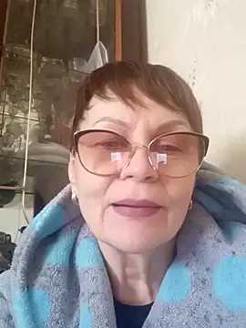 SophieBurns online show from February 19, 2026, 12:02 pm