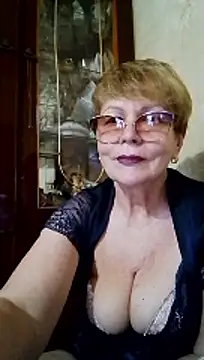 SophieBurns online show from July 15, 2026, 1:18 pm