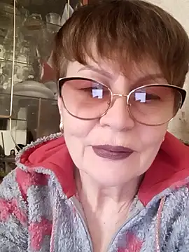 SophieBurns online show from March 24, 2026, 11:10 am