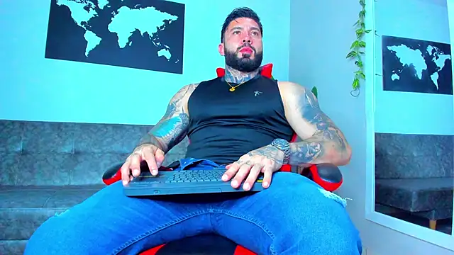 Alessrose online show from March 10, 2026, 7:40 pm