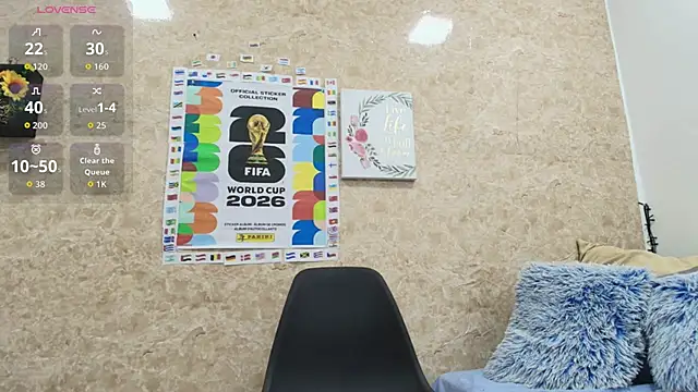 Snapshot of Sophie_Tyler chatting on June 3, 2026, 1:45 pm Sophie Tyler online show from June 3, 2026, 1:45 pm