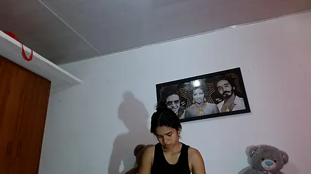 Snapshot of karolsweetvagi chatting on March 11, 2026, 4:34 pm karolsweetvagi online show from March 11, 2026, 4:34 pm