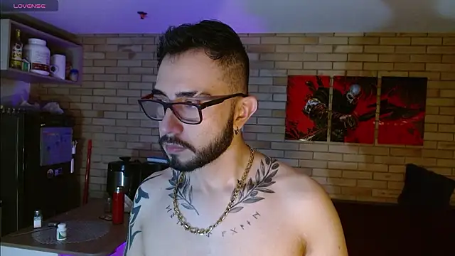 Snapshot of dave_wolf7 chatting on February 11, 2026, 12:16 pm dave wolf7 online show from February 11, 2026, 12:16 pm