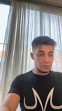 Snapshot of Mau_rivers chatting on February 12, 2026, 9:47 pm Mau rivers online show from February 12, 2026, 9:47 pm