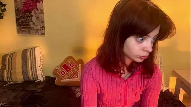 Snapshot of CassyVixen chatting on May 17, 2026, 4:18 pm CassyVixen online show from May 17, 2026, 4:18 pm