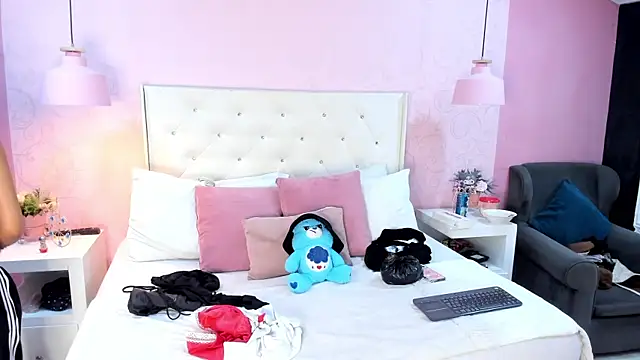 GaiaMonet online show from February 21, 2026, 8:22 pm