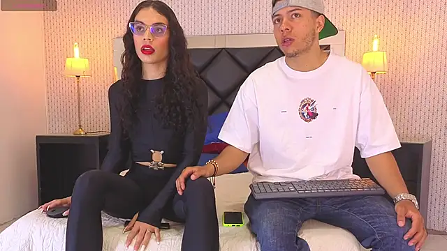 Snapshot of adrian_camii chatting on February 15, 2026, 4:46 am adrian camii online show from February 15, 2026, 4:46 am