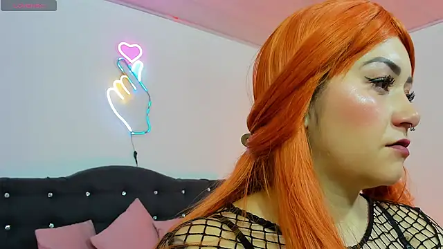 LUNAKITTY TAY online show from March 18, 2026, 11:46 am