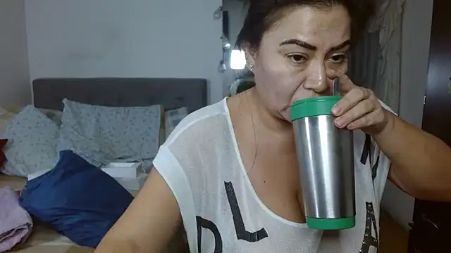 Snapshot of Karo_sexy chatting on March 4, 2025, 6:15 am Karo sexy online show from March 4, 2025, 6:15 am