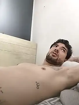 Camilo696903 online show from February 24, 2026, 10:32 pm