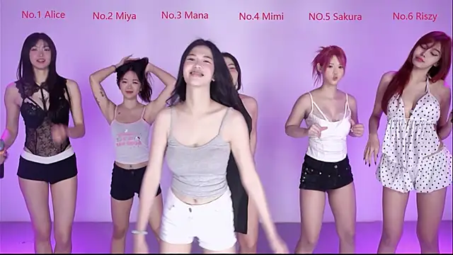 Velvet-girl online show from March 7, 2026, 10:10 am