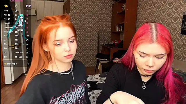 Snapshot of Veldenga chatting on February 19, 2026, 7:49 am Veldenga online show from February 19, 2026, 7:49 am