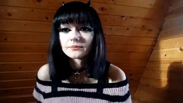 Snapshot of SmilingPatent chatting on February 19, 2026, 1:08 pm SmilingPatent online show from February 19, 2026, 1:08 pm