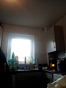 louisa36 online show from April 11, 2026, 4:32 pm