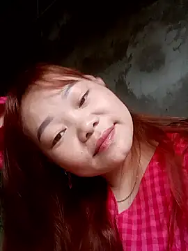 Miesi-c2clove online show from February 26, 2026, 1:05 am