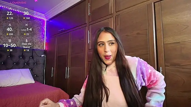 sarah escobarr online show from February 28, 2026, 1:55 pm