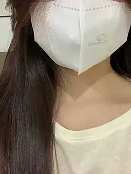 Snapshot of Rin-yiyi chatting on February 22, 2026, 10:50 am Rin-yiyi online show from February 22, 2026, 10:50 am