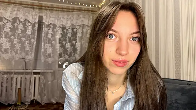 NancieBrack online show from February 8, 2026, 10:07 pm