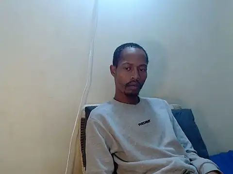 Snapshot of MRSHYGUY29 chatting on May 11, 2026, 5:32 pm MRSHYGUY29 online show from May 11, 2026, 5:32 pm