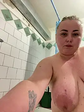 Mommy-girl-Lola online show from May 8, 2026, 9:24 am