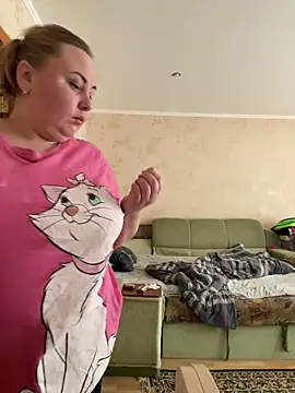 Snapshot of Mommy-girl-Lola chatting on February 24, 2026, 6:36 am Mommy-girl-Lola online show from February 24, 2026, 6:36 am