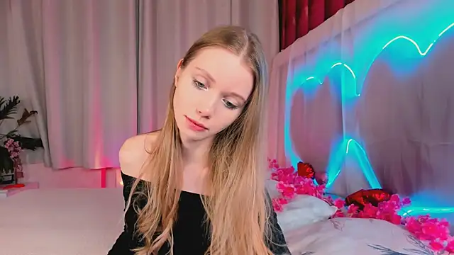 lada2k4 online show from February 24, 2026, 5:41 am