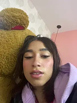 Snapshot of alahia_pink chatting on February 14, 2026, 5:18 am alahia pink online show from February 14, 2026, 5:18 am