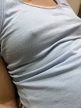 unicornbabe23 online show from June 9, 2026, 2:51 pm