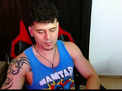 Logan0626 online show from February 6, 2026, 11:01 pm