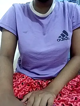 Snapshot of Cute_Queen_Noor chatting on February 13, 2026, 1:11 pm Cute Queen Noor online show from February 13, 2026, 1:11 pm