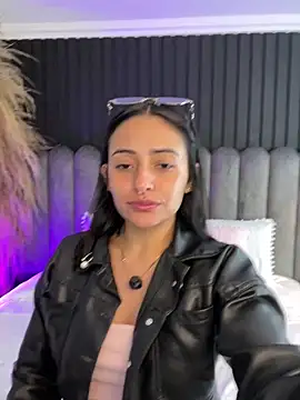 Snapshot of Nanda_vixen_ chatting on May 23, 2026, 7:02 pm Nanda vixen online show from May 23, 2026, 7:02 pm