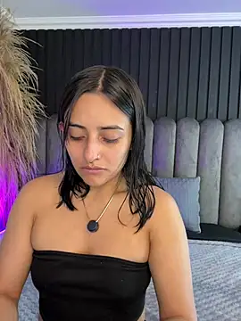 Snapshot of Nanda_vixen_ chatting on May 19, 2026, 11:12 pm Nanda vixen online show from May 19, 2026, 11:12 pm