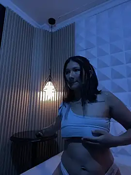  HIKARII  online show from February 13, 2026, 6:52 pm