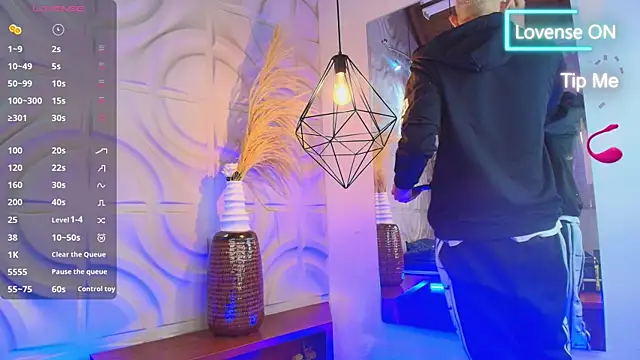 ItsZairen online show from April 20, 2026, 6:49 am