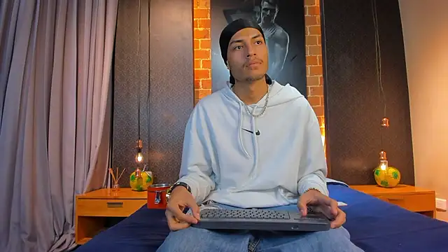 ItsZairen online show from February 8, 2026, 3:48 am