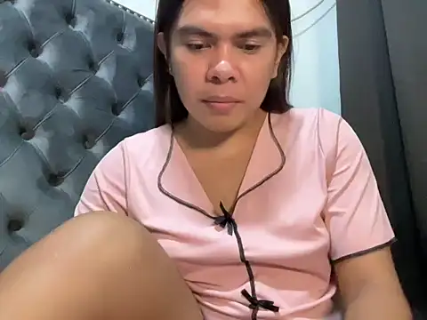 Mooree naba online show from December 4, 2025, 1:37 am