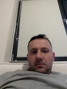 defaktor online show from March 8, 2026, 4:32 pm