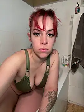Roxysophie online show from May 17, 2026, 7:30 am