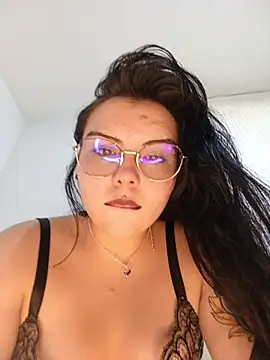 Yulska online show from July 25, 2026, 10:27 pm