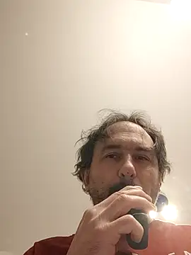 Snapshot of Luluberlu04 chatting on February 18, 2026, 3:15 am Luluberlu04 online show from February 18, 2026, 3:15 am