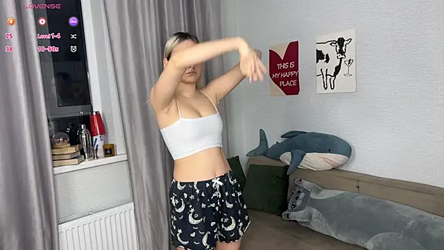 Snapshot of sweeety_chloe chatting on February 19, 2026, 4:26 pm sweeety chloe online show from February 19, 2026, 4:26 pm